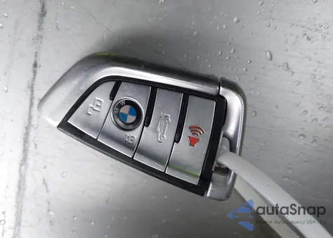 2022 BMW X7 xDrive40I z USA, uszkodzony, nr VIN 5UXCW2C08N9J22397